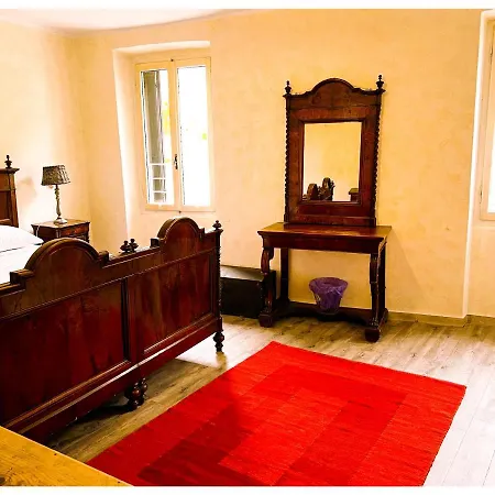 Casale Storico Enzo Holiday home *