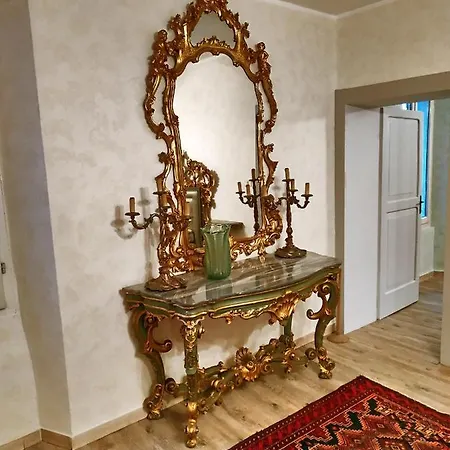 Casale Storico Enzo Holiday home *