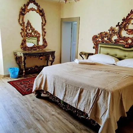 Holiday home Casale Storico Enzo