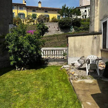 Casale Storico Enzo * Castelnuovo del Garda