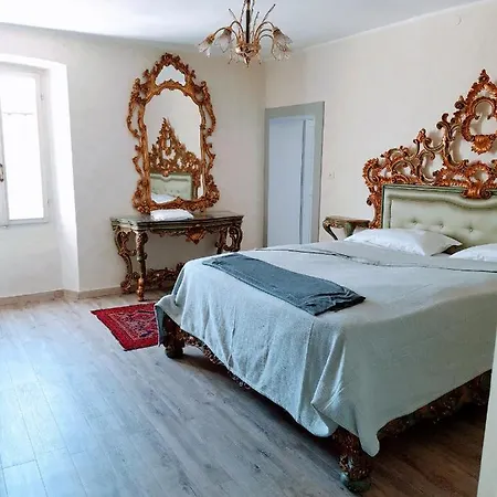 Casale Storico Enzo 펜션